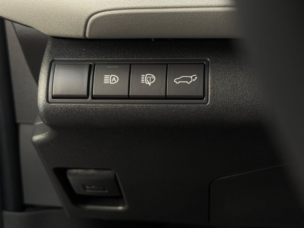Certified 2026 Toyota C-HR AWD/4WD image 13