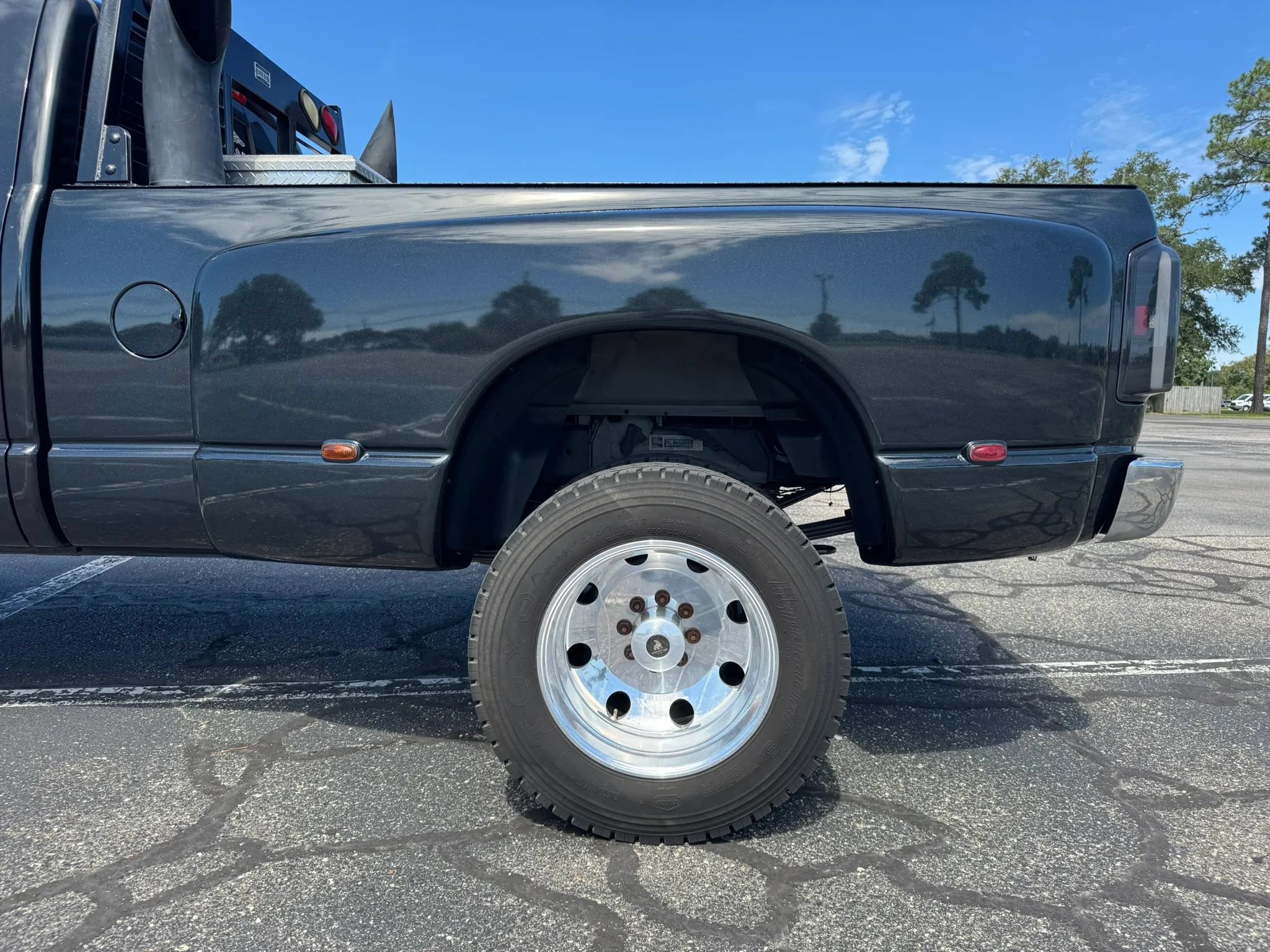 Used 2009 Dodge Ram 3500 Truck Laramie w/ Trailer Tow Group AWD/4WD image 11