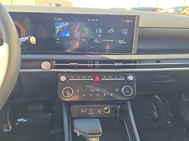 New 2026 Hyundai Tucson SEL Plus w/ Tow & Go Package AWD/4WD image 21