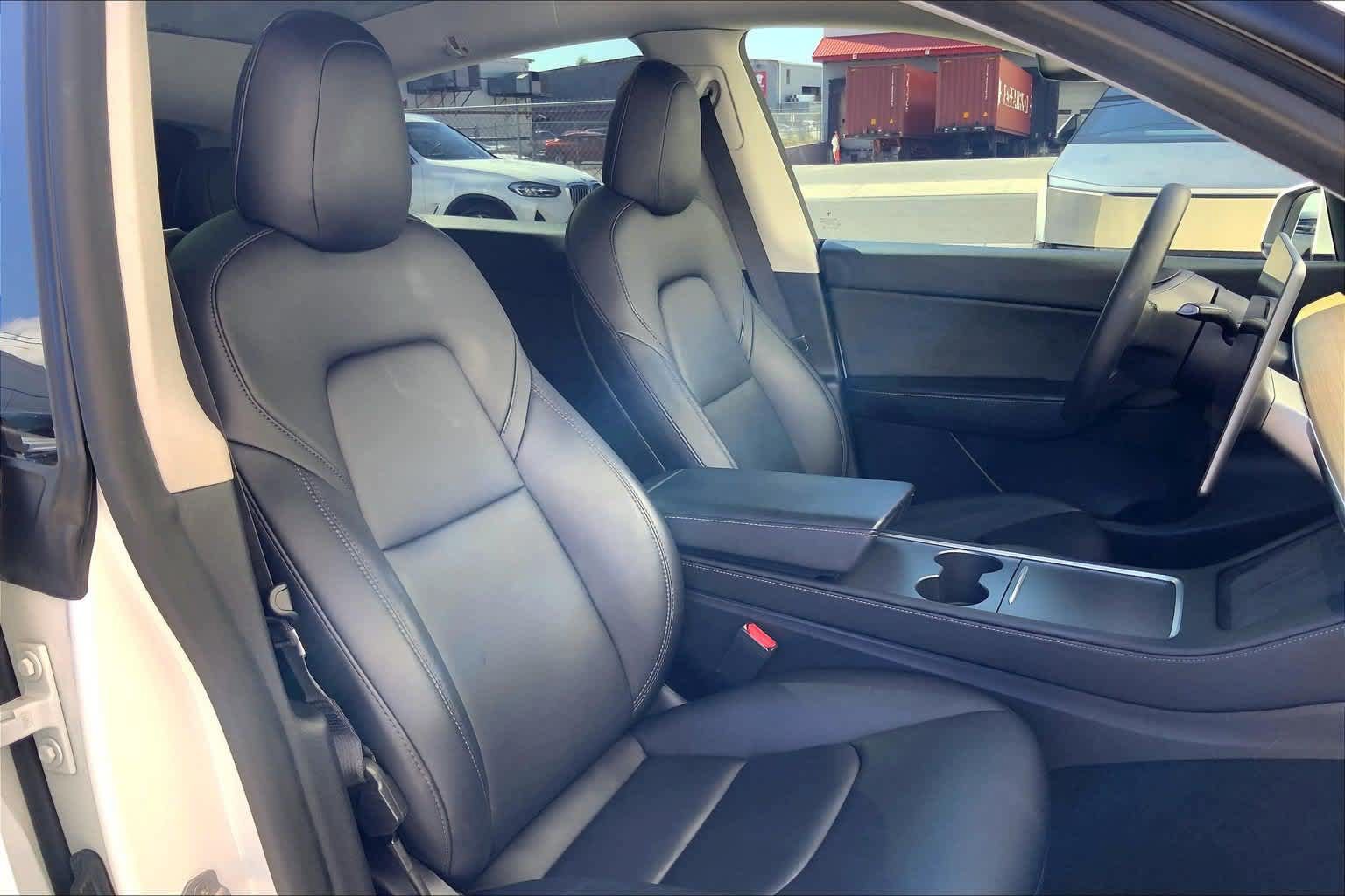 Used 2021 Tesla Model Y Long Range AWD/4WD image 13
