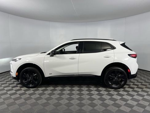Used 2025 Buick Envision Sport Touring image 8