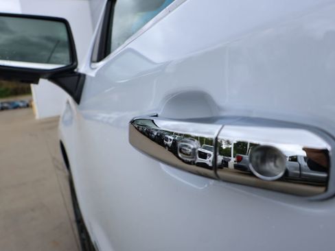New 2026 Chevrolet Silverado 1500 High Country AWD/4WD image 11