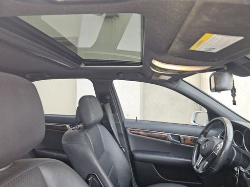 Used 2014 Mercedes-Benz C 250 Sport image 20
