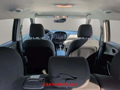 Used 2022 Kia Soul LX w/ Technology Package FWD image 18