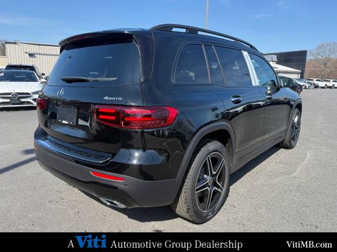 New 2026 Mercedes-Benz GLB 250 4MATIC image 8
