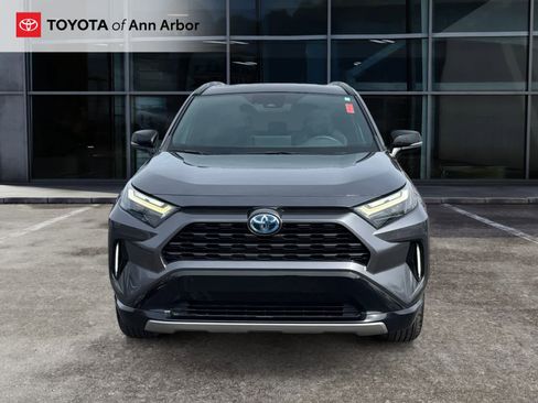 Used 2022 Toyota RAV4 XSE w/ XSE Grade Weather Package image 14