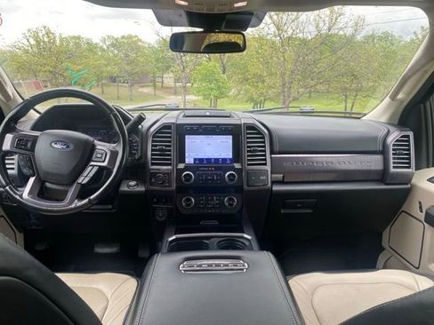 Used 2020 Ford F250 Limited image 17