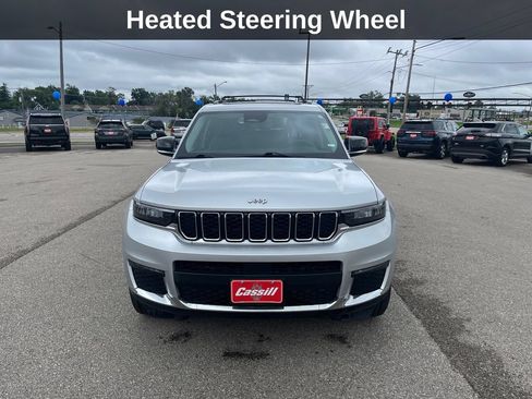 Used 2023 Jeep Grand Cherokee L Limited AWD/4WD image 10