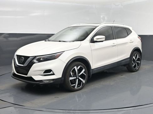 Used 2020 Nissan Rogue Sport SL w/ Premium Package FWD image 22