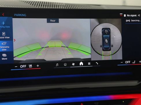 Used 2025 BMW M5 w/ Executive Package image 11