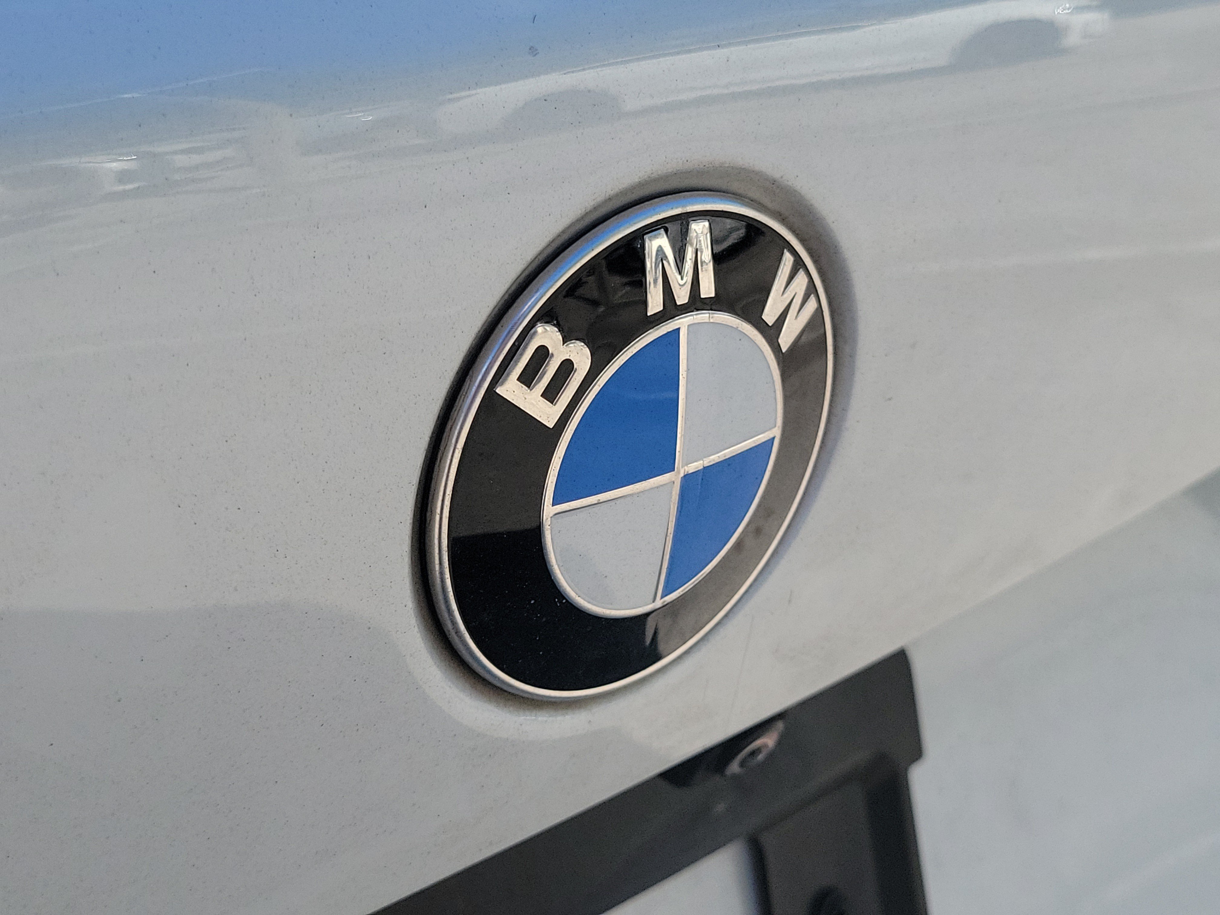 Used 2021 BMW X5 xDrive40i w/ M Sport Package AWD/4WD image 7
