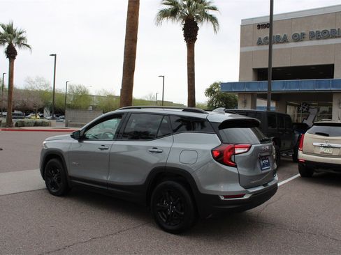 Used 2023 GMC Terrain AT4 image 3