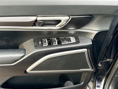 Used 2024 Kia Telluride S w/ S Sunroof Package image 19
