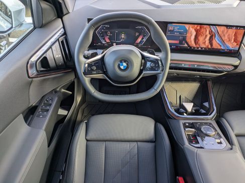 Used 2025 BMW X3 xDrive30i w/ Convenience Package image 16