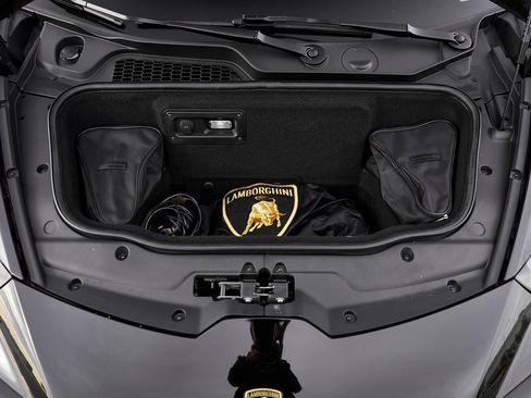 Used 2023 Lamborghini Huracan Tecnica image 17