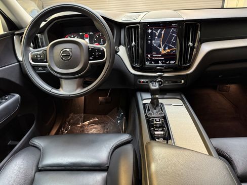 Used 2018 Volvo XC60 T5 Inscription w/ Convenience Package image 43