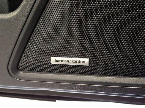 Certified 2022 Subaru Outback Touring w/ Popular Package #2 image 24