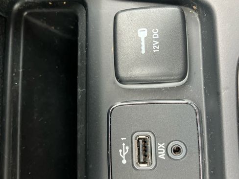 Used 2022 Jeep Cherokee Latitude Lux AWD/4WD image 27
