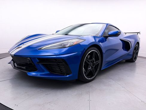 Used 2020 Chevrolet Corvette Stingray Premium Cpe w/ 3LT Preferred Equipment Group RWD image 29