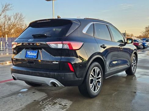 Used 2020 Ford Escape SEL image 4