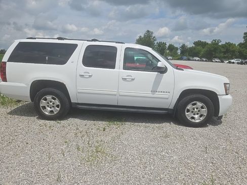 Used 2013 Chevrolet Suburban LT AWD/4WD image 2