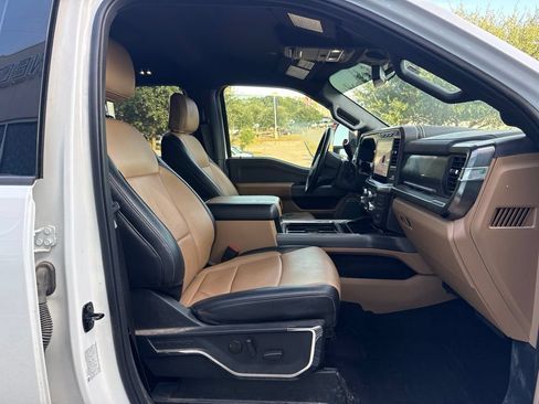 Used 2024 Ford F350 Lariat w/ FX4 Off-Road Package AWD/4WD image 12