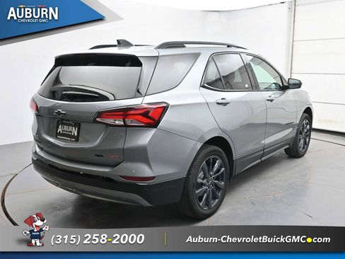 Used 2024 Chevrolet Equinox RS w/ LPO, Floor Liner Package AWD/4WD image 15