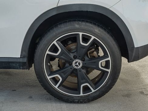 Used 2020 Mercedes-Benz GLA 250 GLA 250 w/ Convenience Package image 12