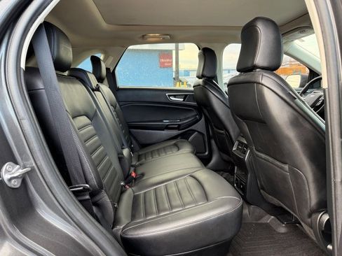 Used 2020 Ford Edge SEL w/ Convenience Package image 22