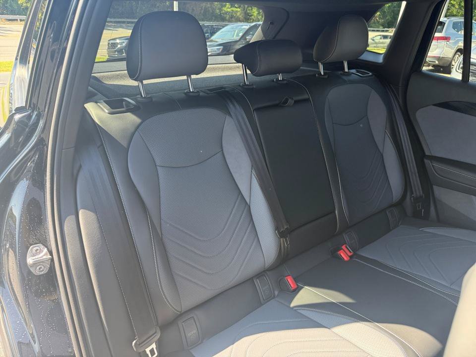 New 2026 Volkswagen Tiguan SE R-Line AWD/4WD image 29