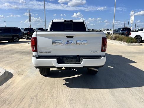 Used 2026 RAM 2500 Laramie AWD/4WD image 4