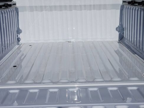 New 2026 RAM 1500 Laramie AWD/4WD image 25