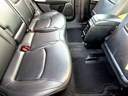 Used 2024 Jeep Compass Limited image 30