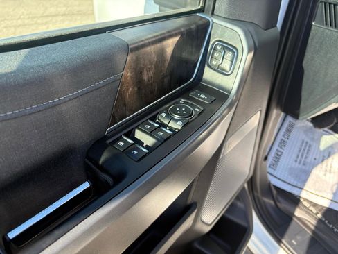 Used 2023 Ford F350 Lariat w/ Lariat Ultimate Package image 14