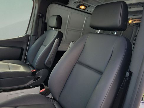 New 2025 Mercedes-Benz Sprinter 2500 image 14