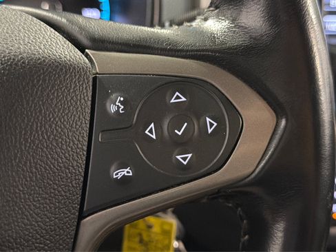 Used 2017 Chevrolet Colorado Z71 AWD/4WD image 24