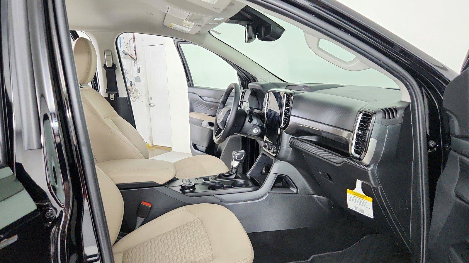 Used 2025 Ford Ranger XLT w/ FX4 Off-Road Package AWD/4WD image 27