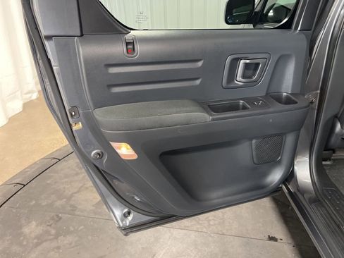 Used 2013 Honda Ridgeline RTS image 17