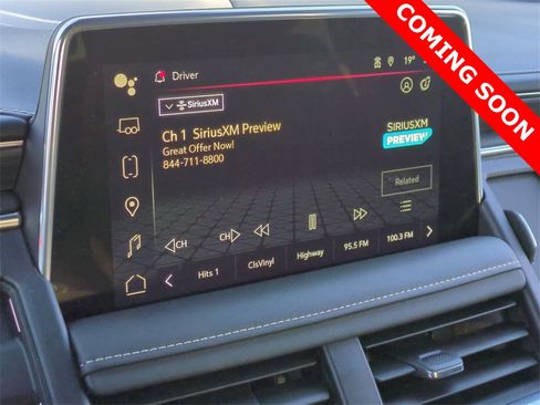 Used 2024 GMC Yukon SLT w/ SLT Luxury Package image 27