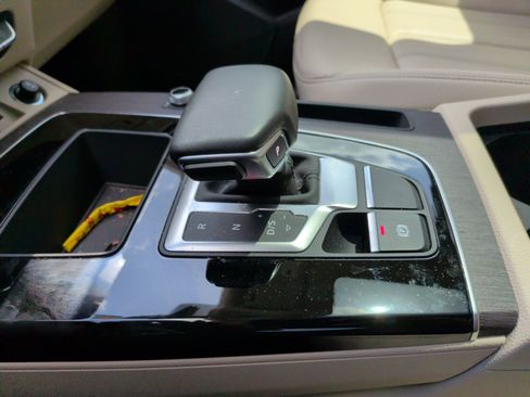 Certified 2023 Audi Q5 2.0T Premium w/ Convenience Package AWD/4WD image 24