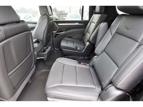New 2026 Cadillac Escalade ESV 2WD image 7