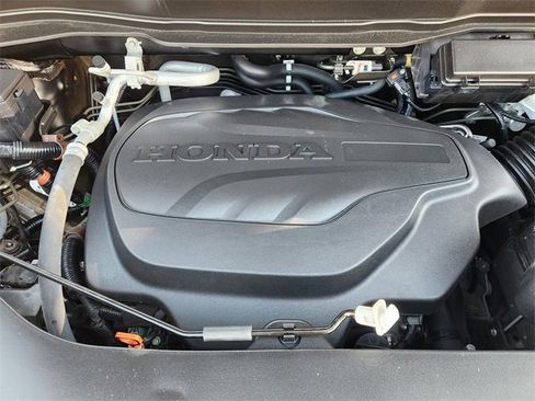 Used 2022 Honda Pilot Sport image 9