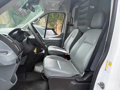 Used 2019 Ford Transit 150 130 Medium Roof RWD image 16