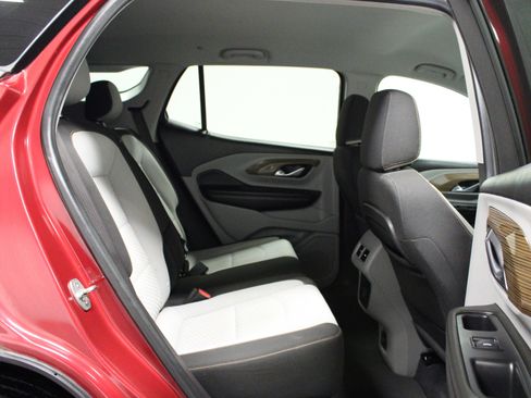 Used 2021 GMC Terrain SLE w/ Driver Convenience Package image 16