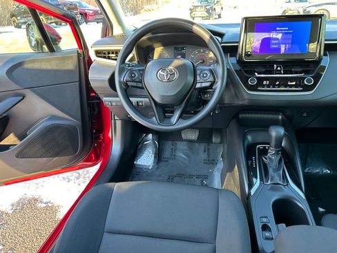 Certified 2025 Toyota Corolla LE image 21