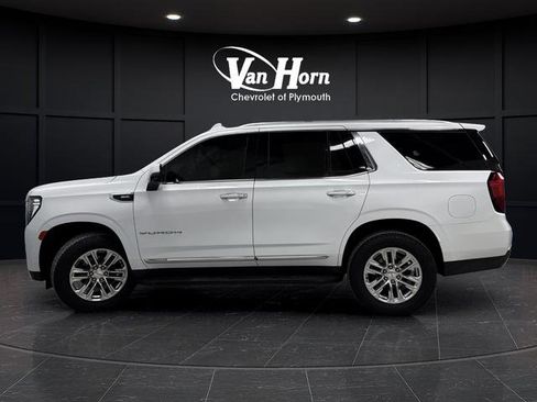 Used 2022 GMC Yukon SLT w/ SLT Premium Package image 13