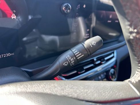 Used 2025 Buick Envista Sport Touring FWD image 23