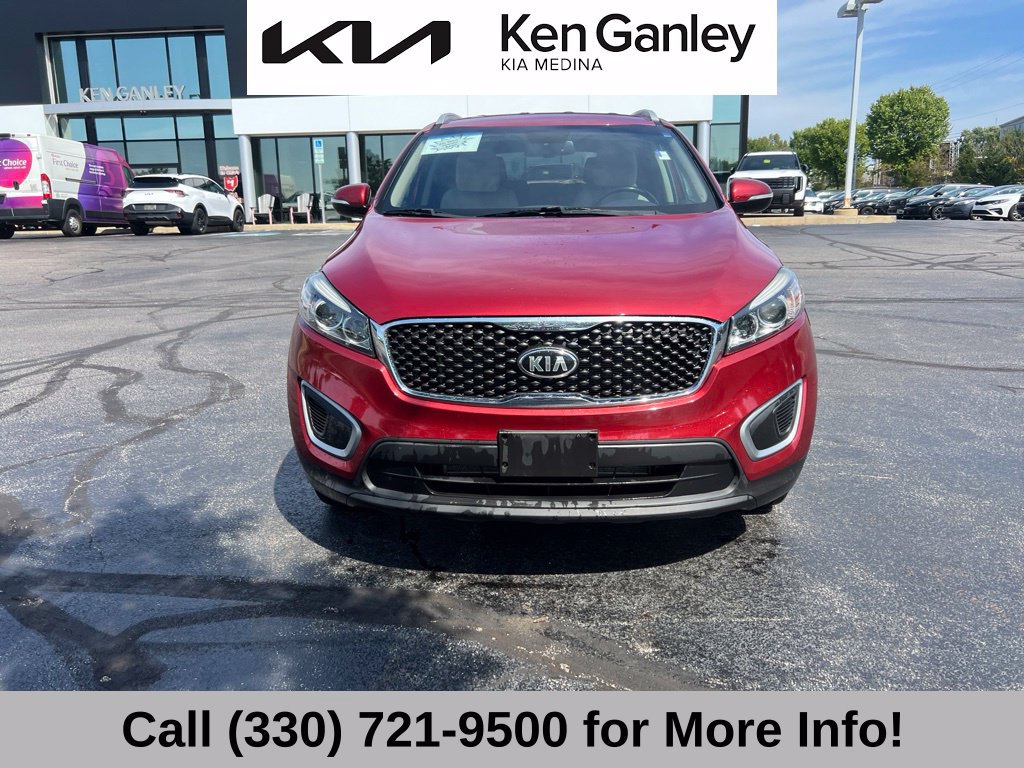 Used 2017 Kia Sorento AWD w/ LX Convenience Package image 3