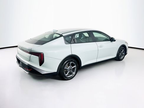 Used 2025 Kia K4 LXS FWD image 9