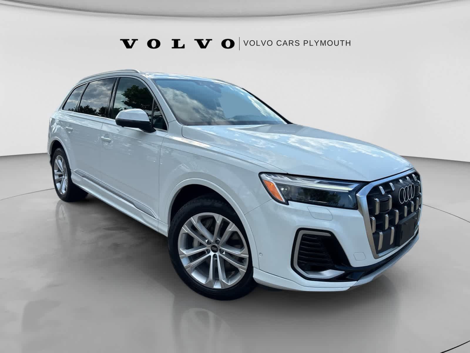 Used 2025 Audi Q7 3.0T Premium Plus AWD/4WD image 4